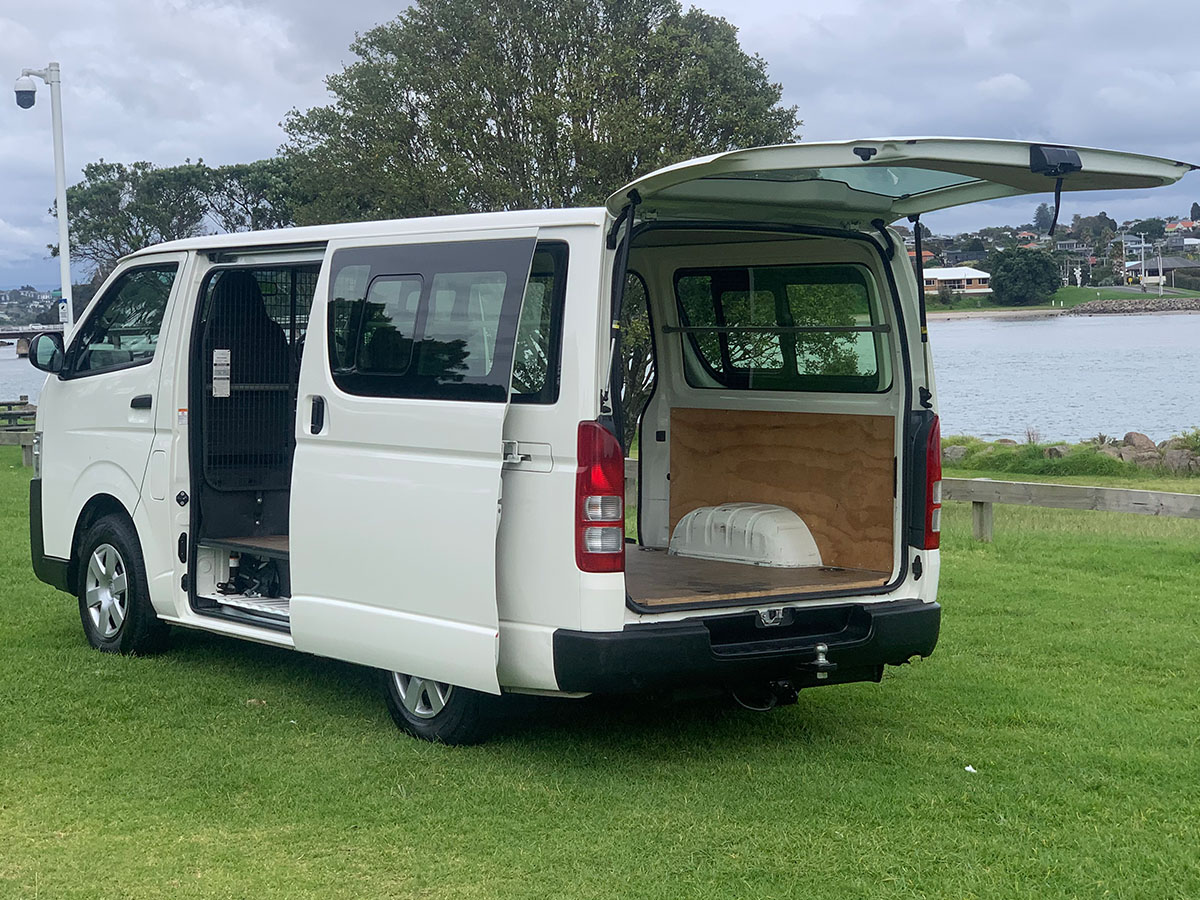 2018 Toyota Hiace ZL 3.0L Turbo Diesel Auto