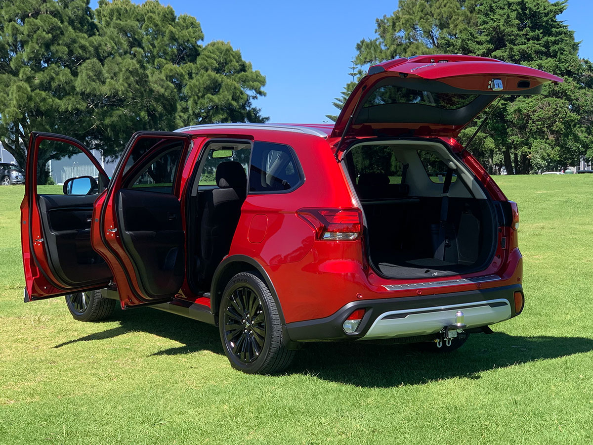 2022 Mitsubishi Outlander LS 2.4L Petrol 7 Seater Automatic