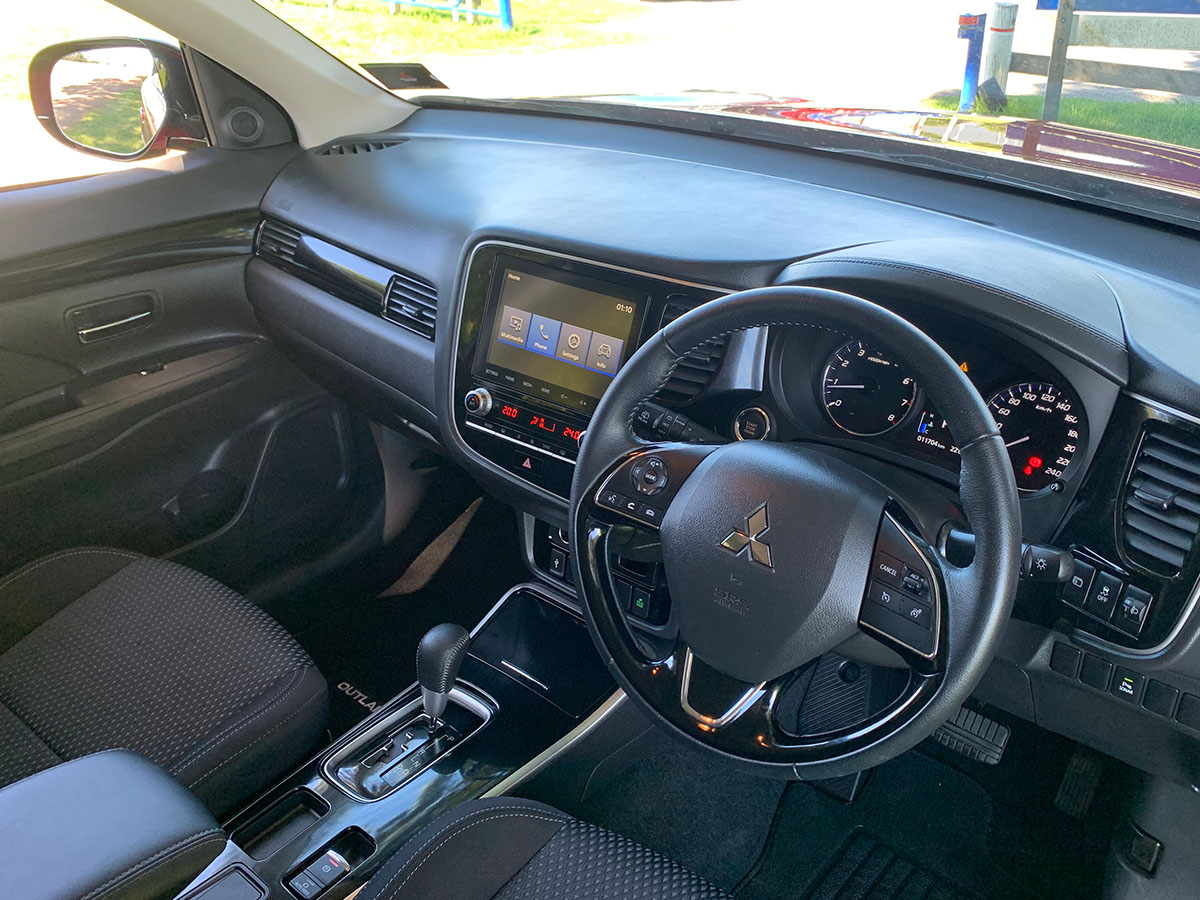 2022 Mitsubishi Outlander LS 2.4L Petrol 7 Seater