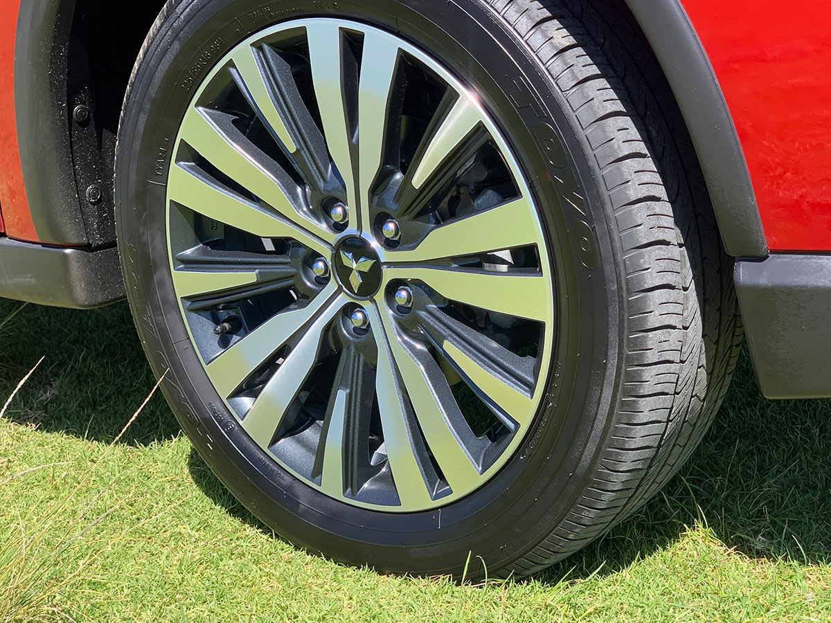 2022 Mitsubishi Outlander LS 2.4L Petrol 7 Seater