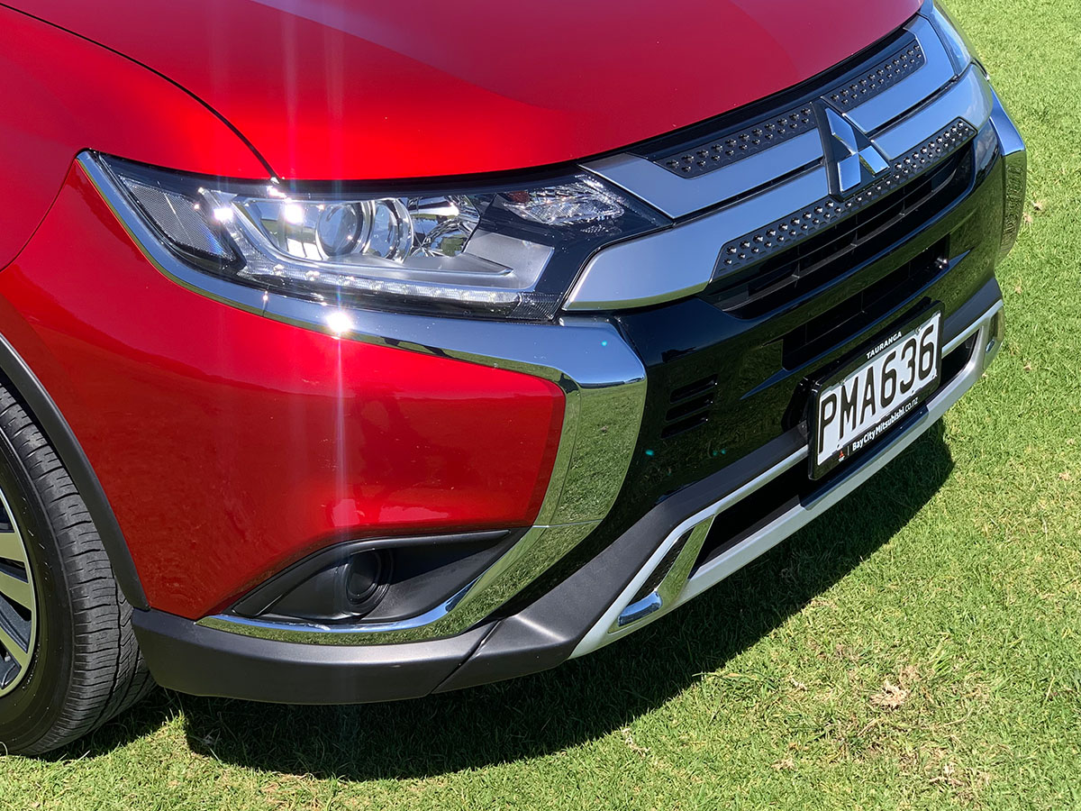 2022 Mitsubishi Outlander LS 2.4L Petrol 7 Seater