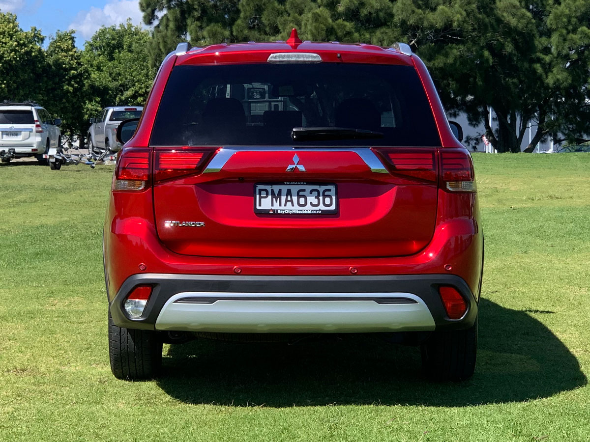 2022 Mitsubishi Outlander LS 2.4L Petrol 7 Seater