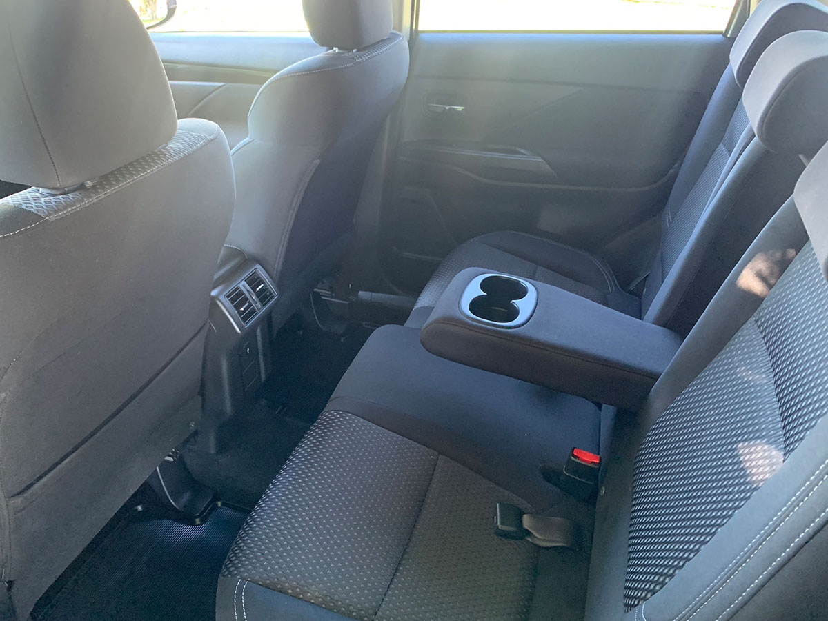 2019 Mitsubishi Outlander LS 4WD 2.4L Petrol 7 Seater Automatic