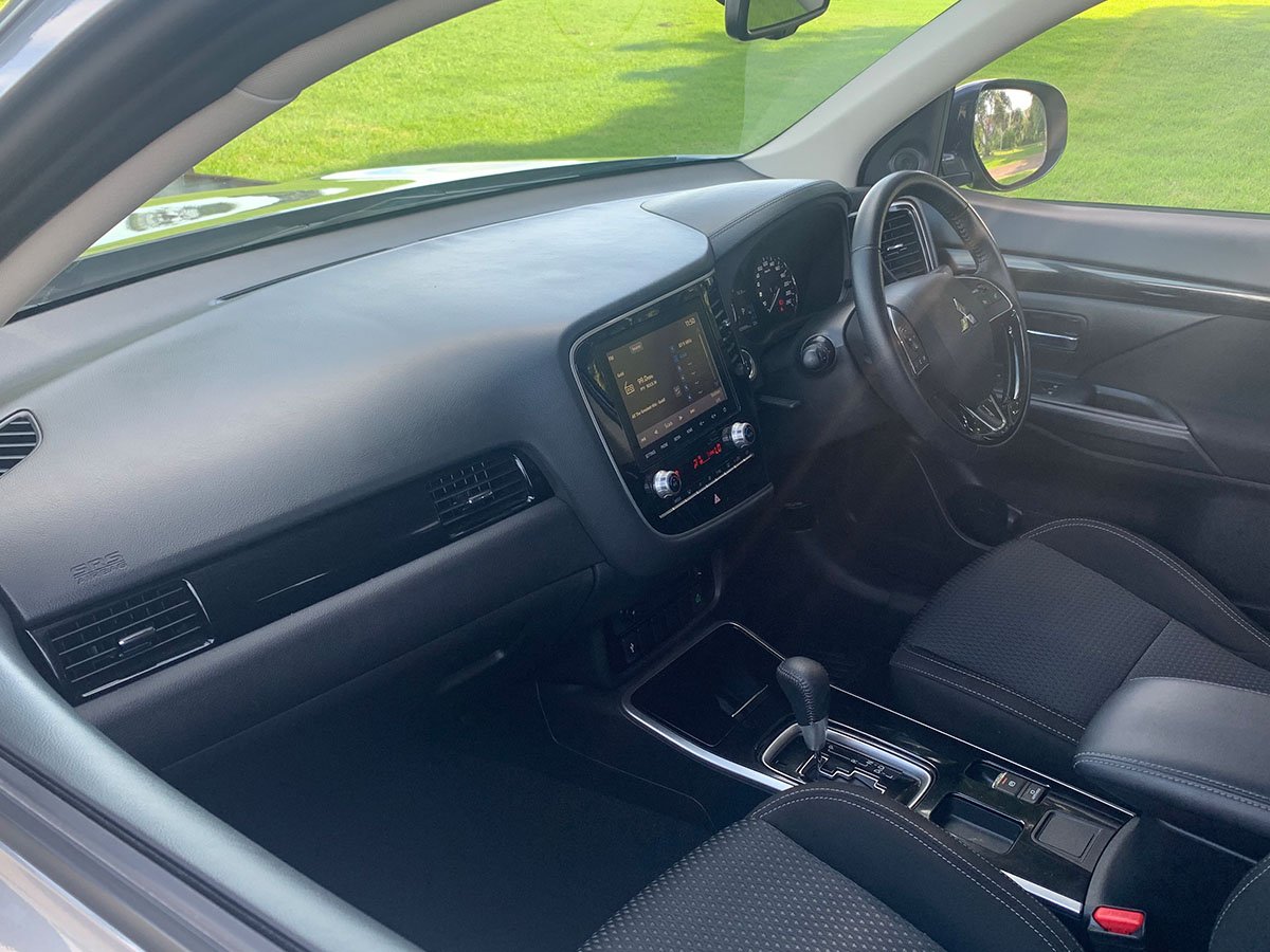 2021 Mitsubishi Outlander LS 2.4L Petrol 7 Seater Automatic