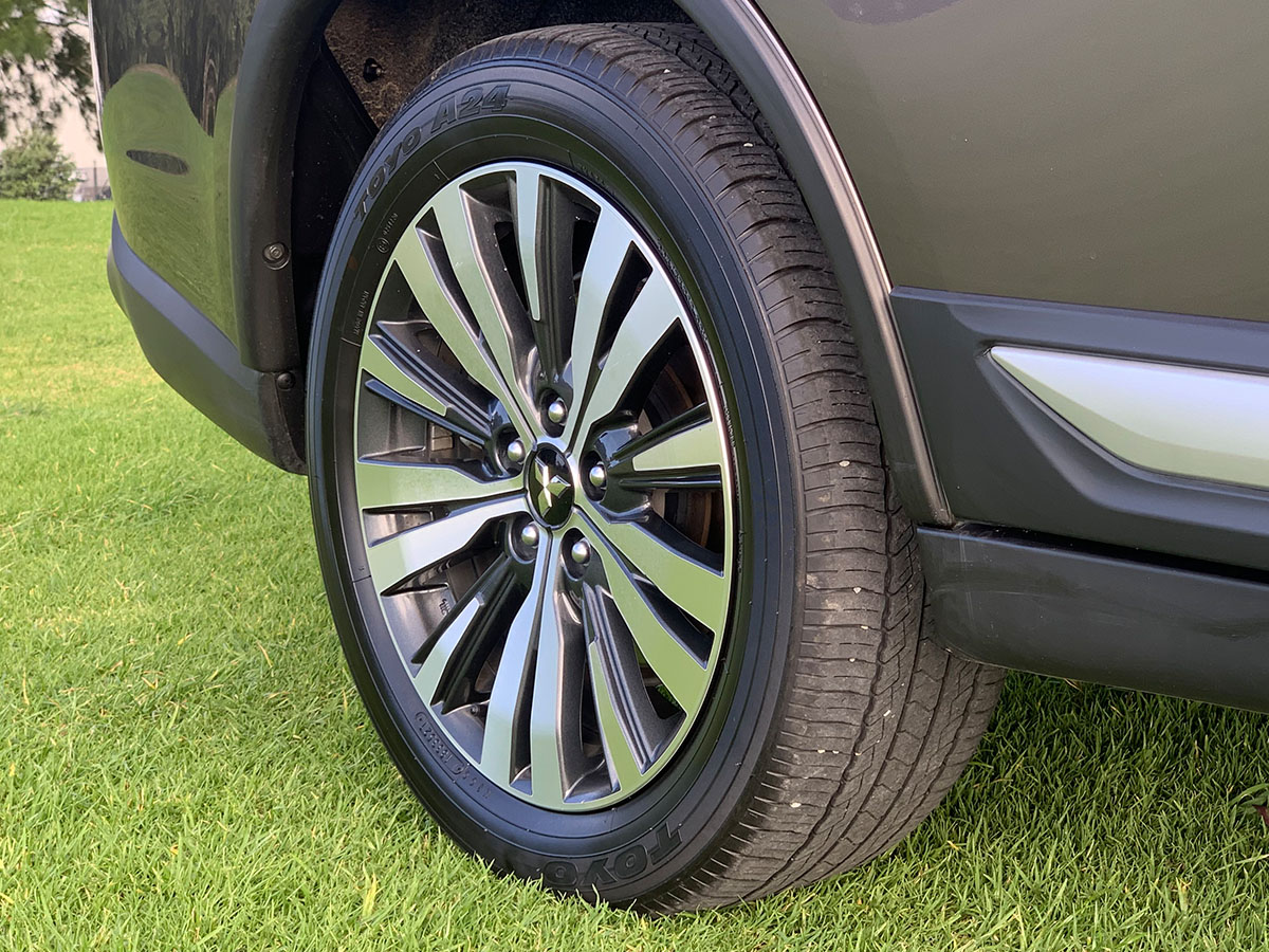 2021 Mitsubishi Outlander LS 2.4L Petrol 7 Seater Automatic