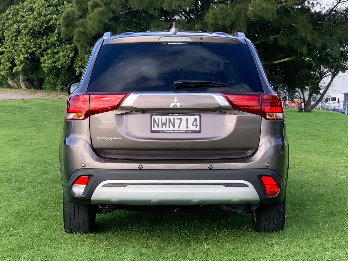 2021 Mitsubishi Outlander LS 2.4L Petrol 7 Seater Automatic