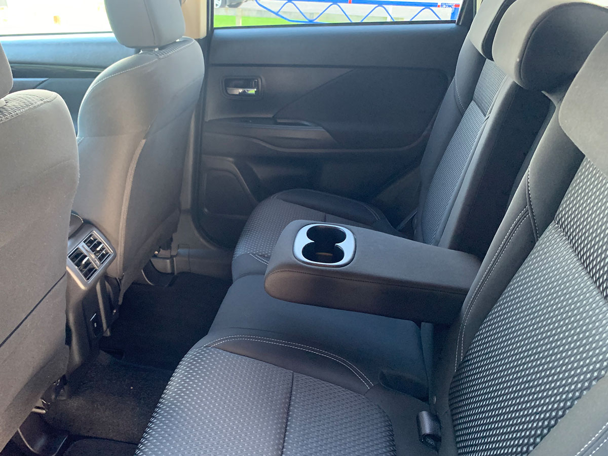 2021 Mitsubishi Outlander LS 2.4L Petrol 7 Seater Automatic