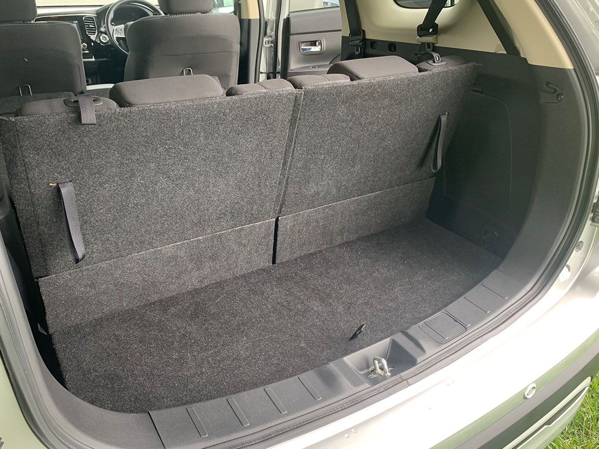 2021 Mitsubishi Outlander LS 2.4L Petrol 7 Seater Automatic