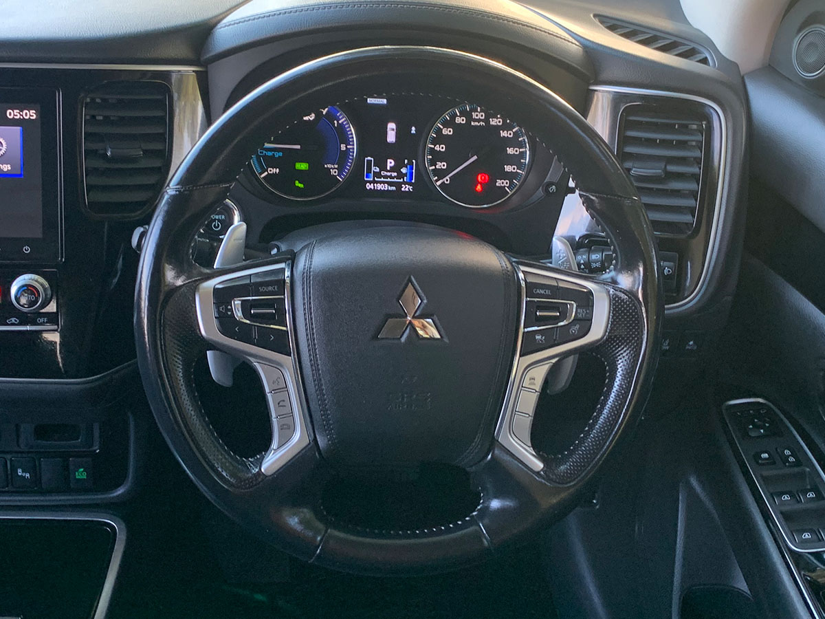 2021 Mitsubishi Outlander PHEV XLS 4WD