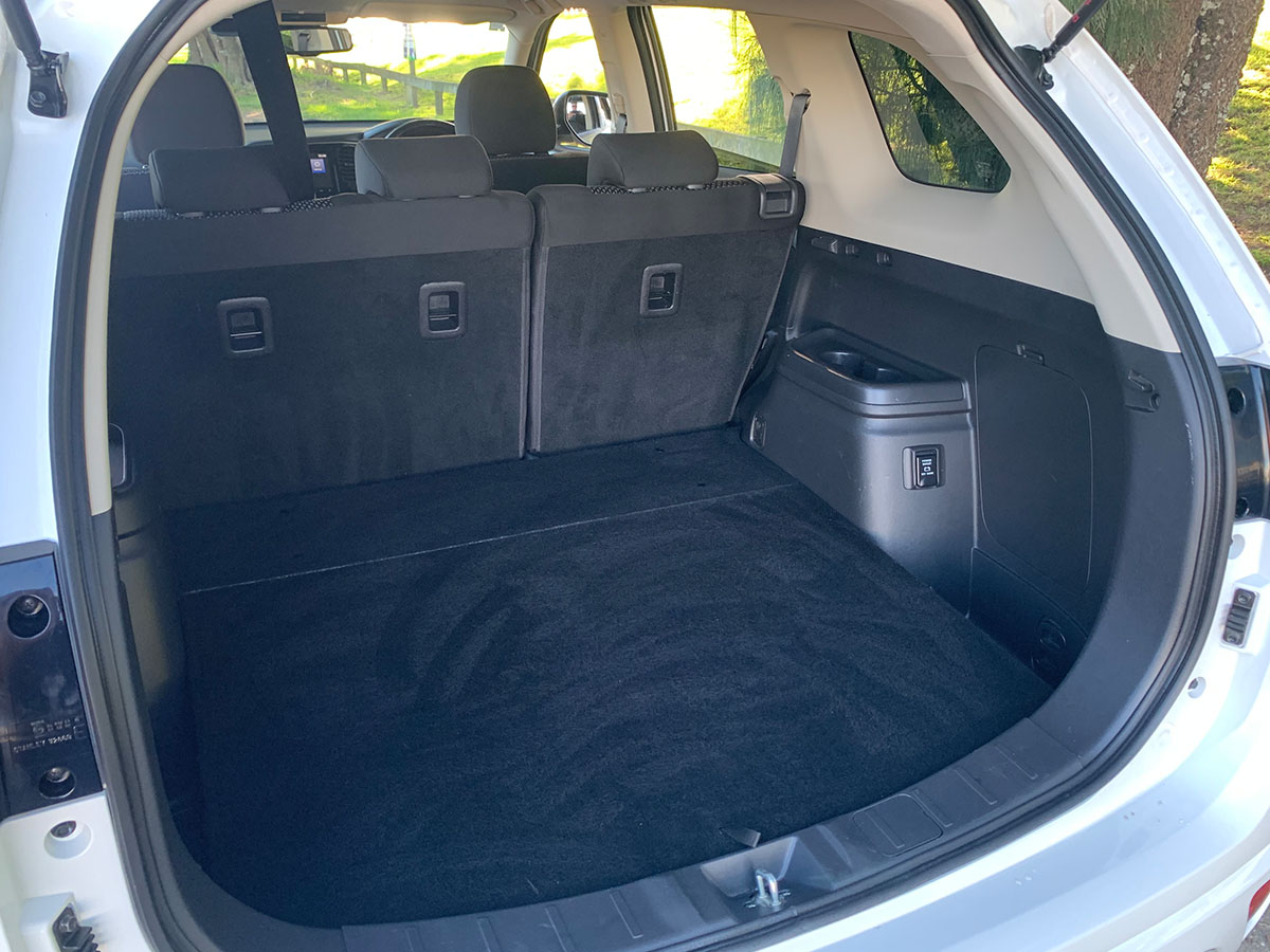 2021 Mitsubishi Outlander PHEV XLS 4WD