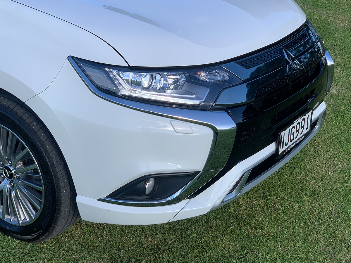 2021 Mitsubishi Outlander PHEV XLS 4WD