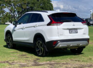 2022 Mitsubishi Eclipse Cross PHEV XLS