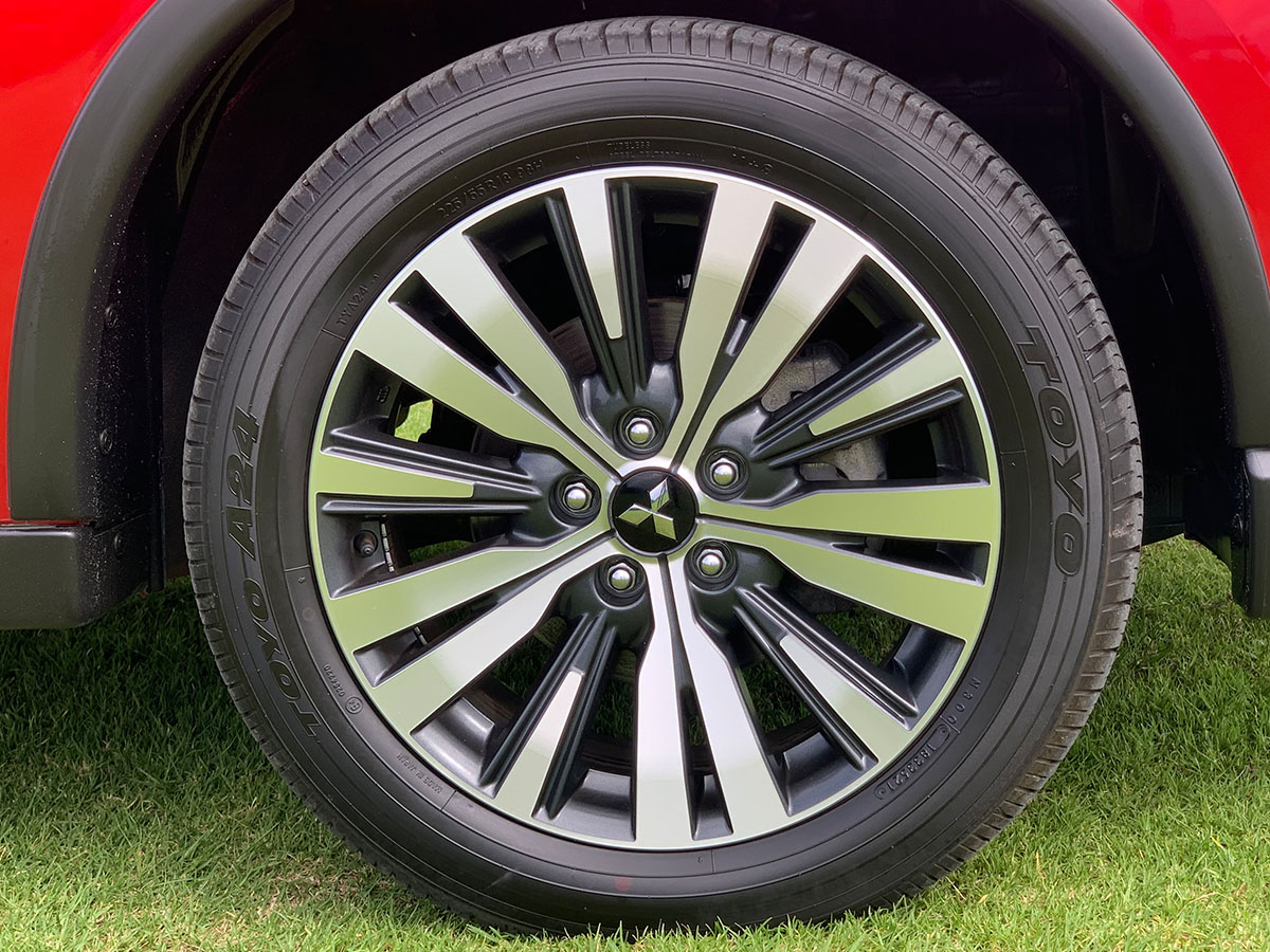 2022 Mitsubishi Outlander LS 2.4L Petrol 7 Seater