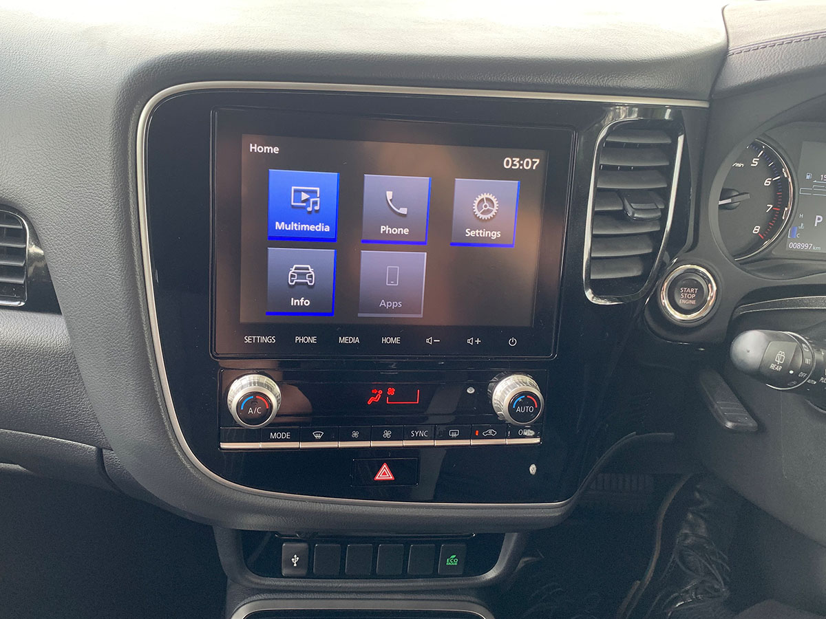 2022 Mitsubishi Outlander LS 2.4L Petrol 7 Seater