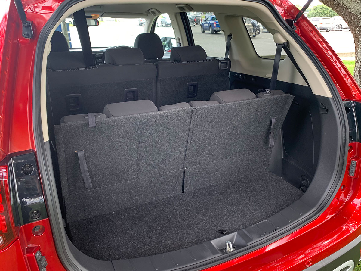 2022 Mitsubishi Outlander LS 2.4L Petrol 7 Seater