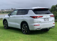2022 Mitsubishi Outlander PHEV VRX