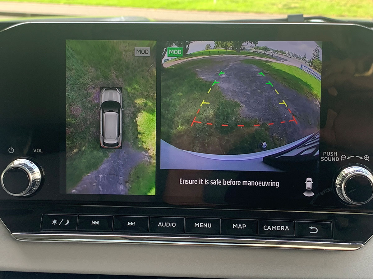 2022 Mitsubishi Outlander PHEV VRX