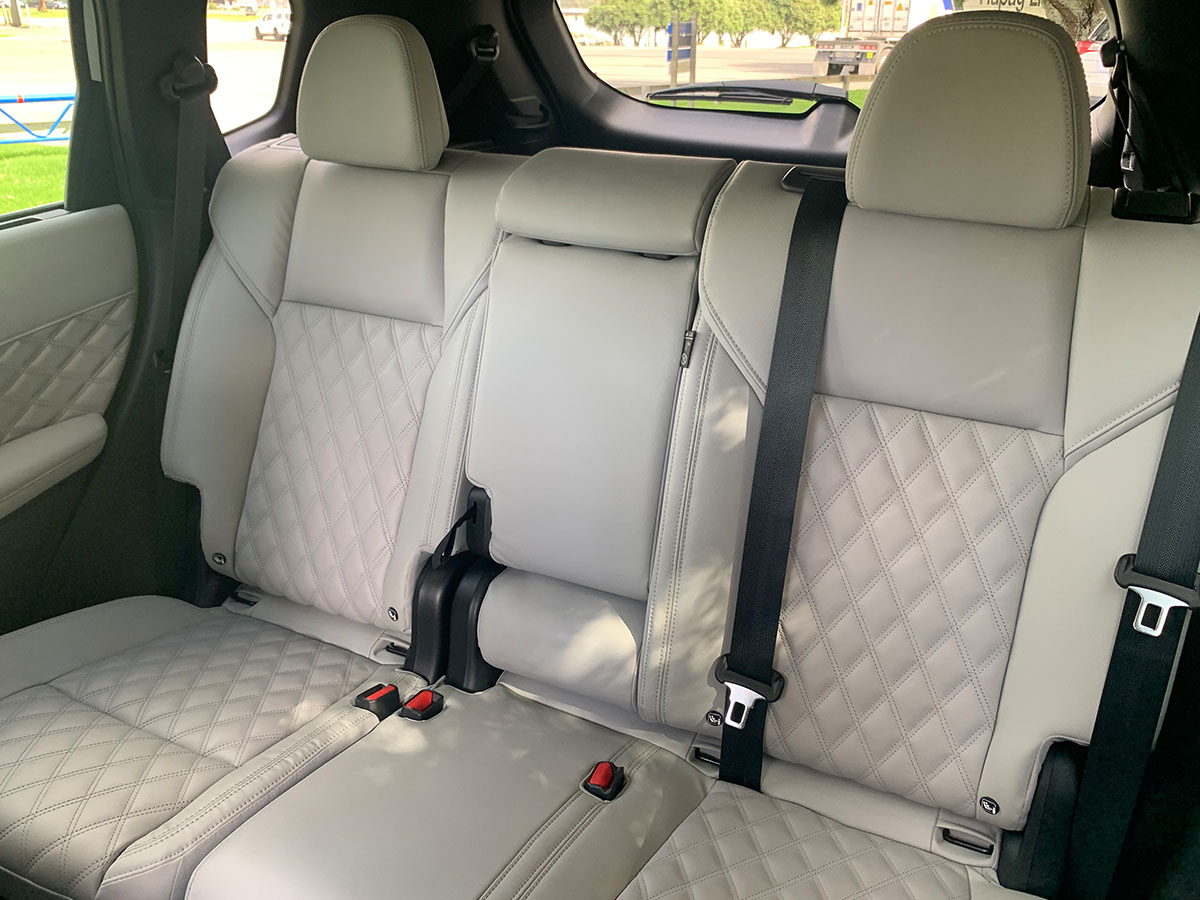 2022 Mitsubishi Outlander PHEV VRX