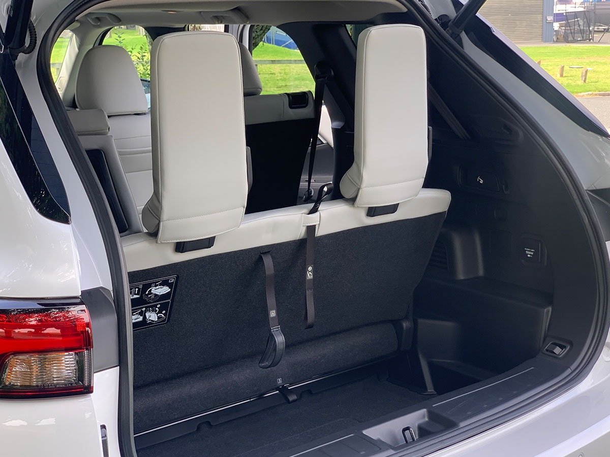 2022 Mitsubishi Outlander PHEV VRX