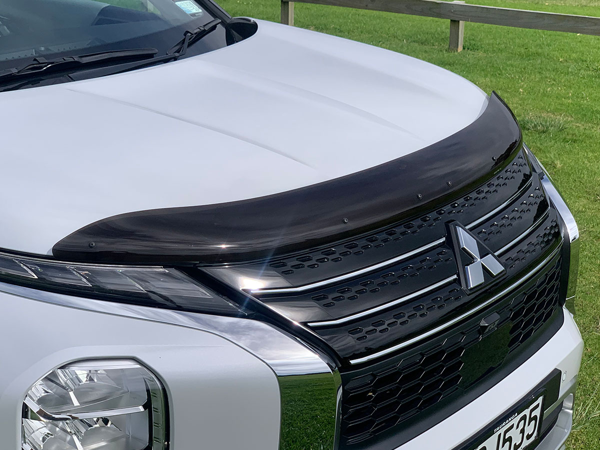 2022 Mitsubishi Outlander PHEV VRX