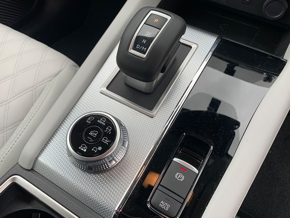 2022 Mitsubishi Outlander VRX 2.5L 4WD 7 Seater Grey Leather