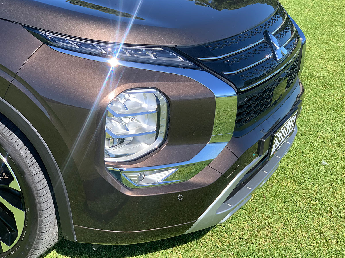 2022 Mitsubishi Outlander VRX 2.5L 4WD 7 Seater CVT Auto