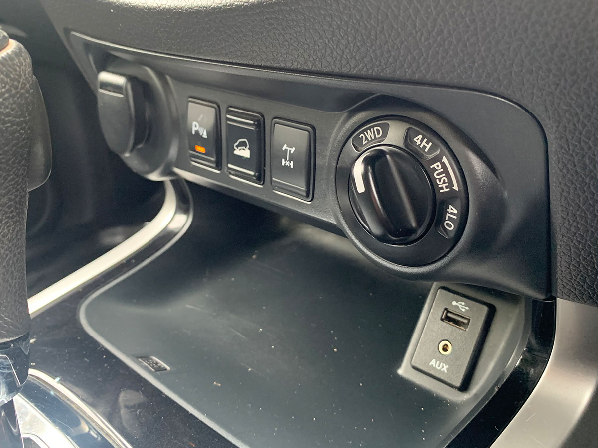 2019 Nissan Navara St-X 2.3L Diesel 4WD 7 Speed Auto