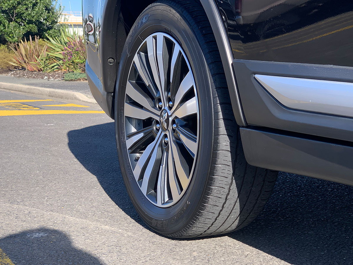 2021 Mitsubishi Outlander LS 2.4L Petrol 7 Seater Automatic