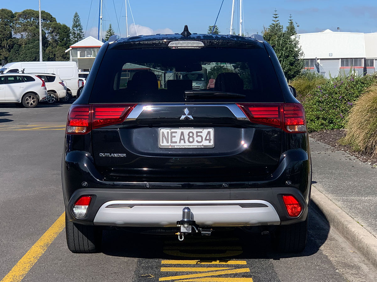 2021 Mitsubishi Outlander LS 2.4L Petrol 7 Seater Automatic