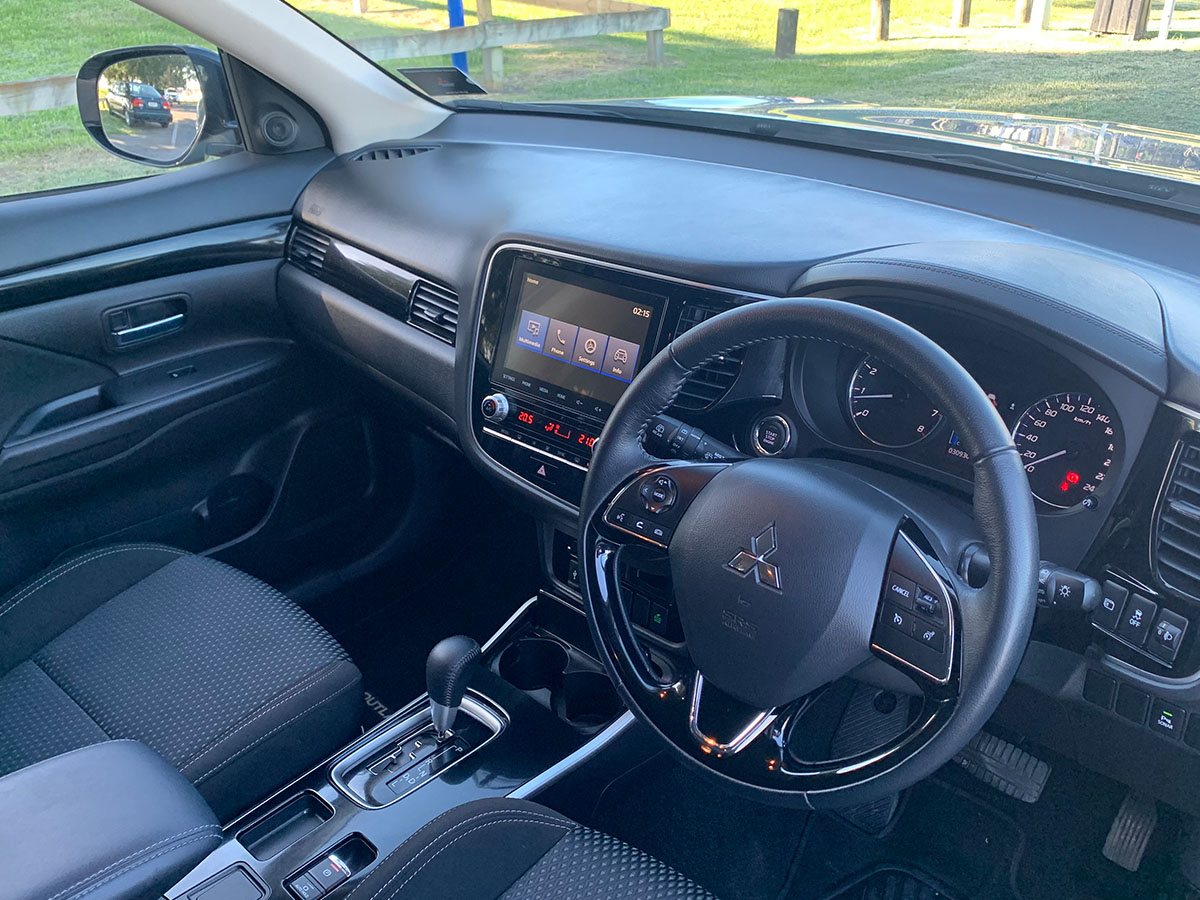 2021 Mitsubishi Outlander LS 2.4L Petrol 7 Seater Automatic