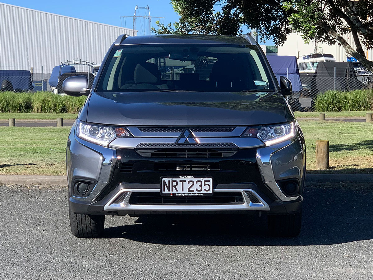 2021 Mitsubishi Outlander LS 2.4L Petrol 7 Seater Automatic