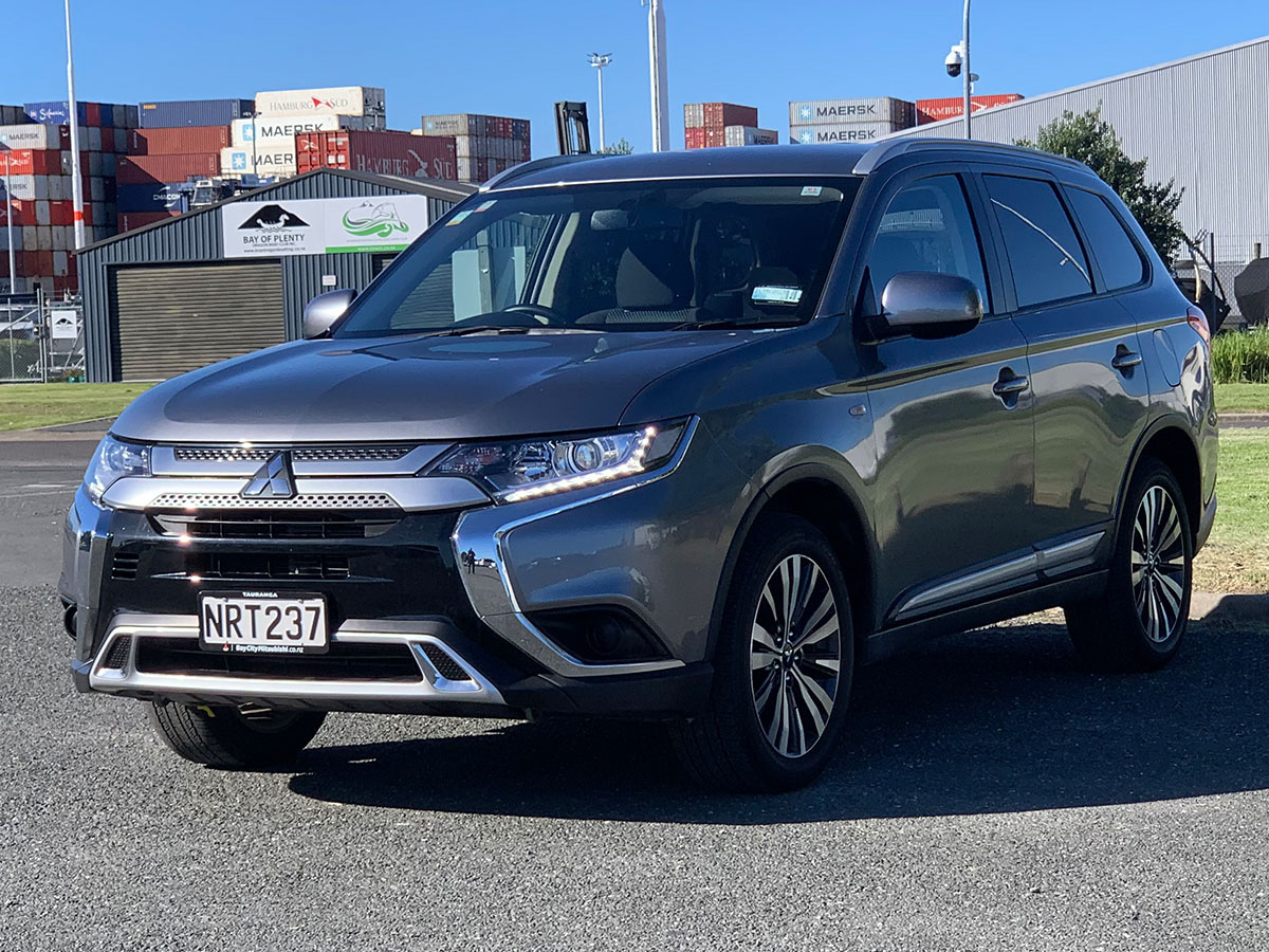 2021 Mitsubishi Outlander LS 2.4L Petrol 7 Seater Automatic