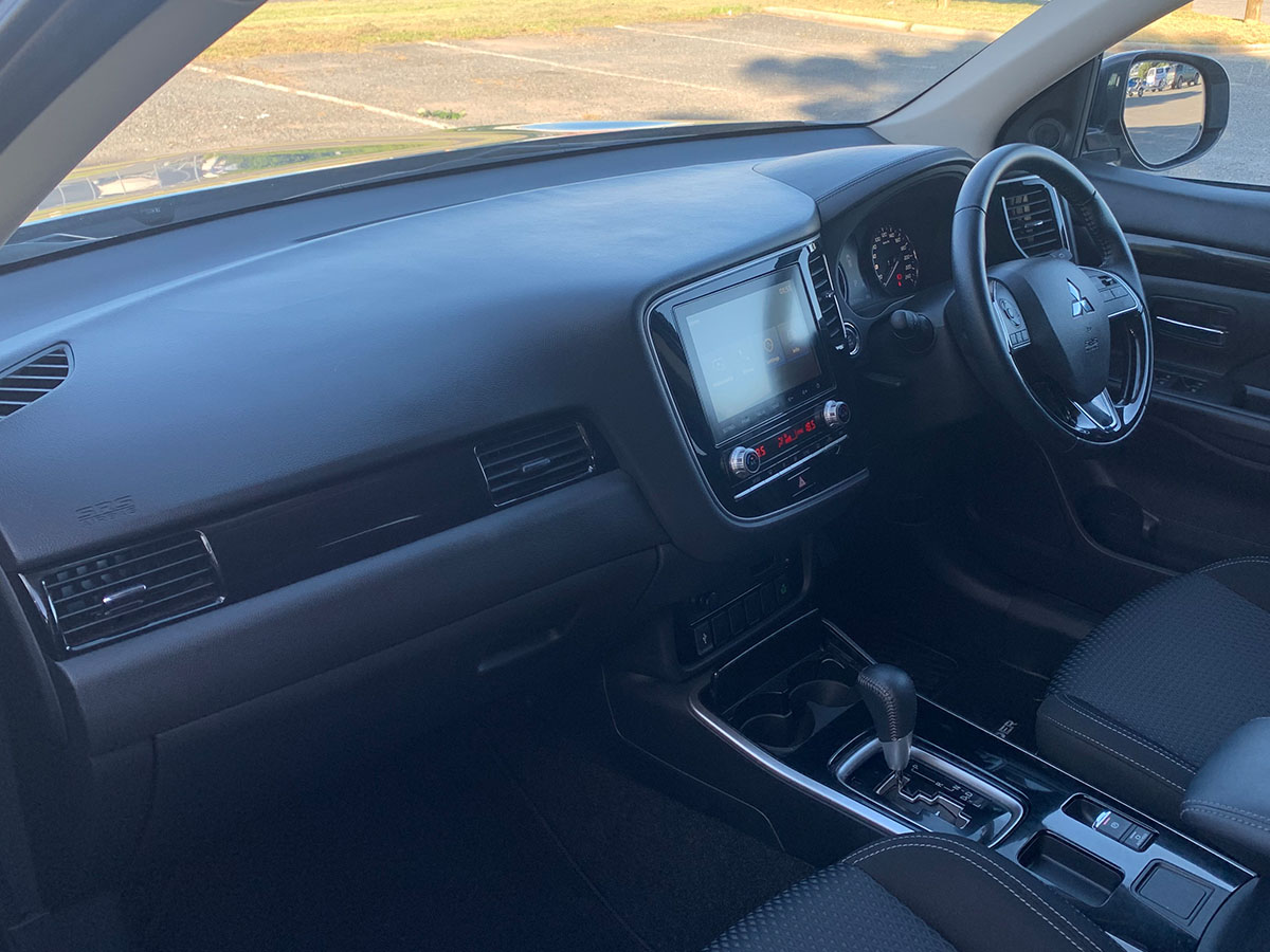 2021 Mitsubishi Outlander LS 2.4L Petrol 7 Seater Automatic