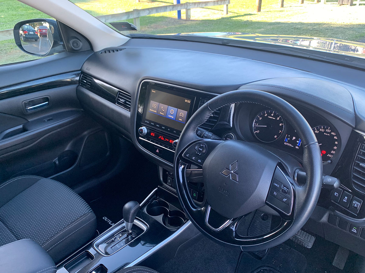 2021 Mitsubishi Outlander LS 2.4L Petrol 7 Seater Automatic