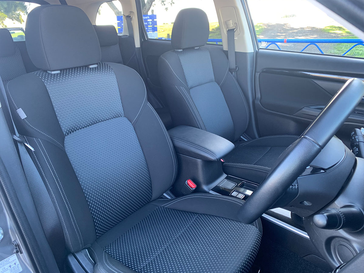 2021 Mitsubishi Outlander LS 2.4L Petrol 7 Seater Automatic