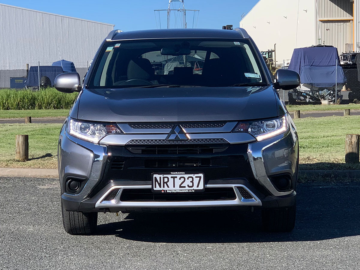 2021 Mitsubishi Outlander LS 2.4L Petrol 7 Seater Automatic