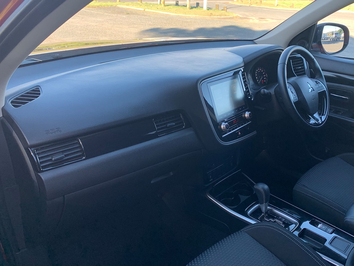2021 Mitsubishi Outlander LS 2.4L Petrol 7 Seater Automatic