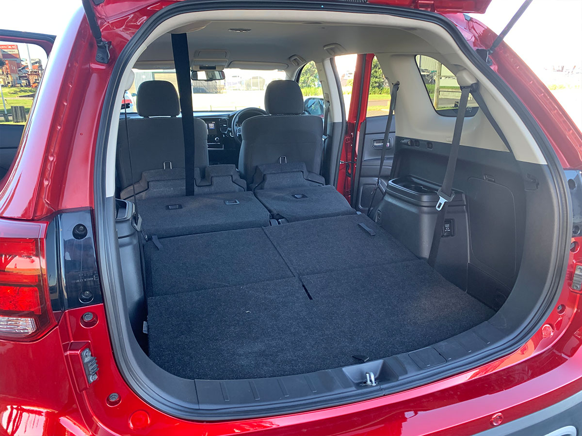 2021 Mitsubishi Outlander LS 2.4L Petrol 7 Seater Automatic
