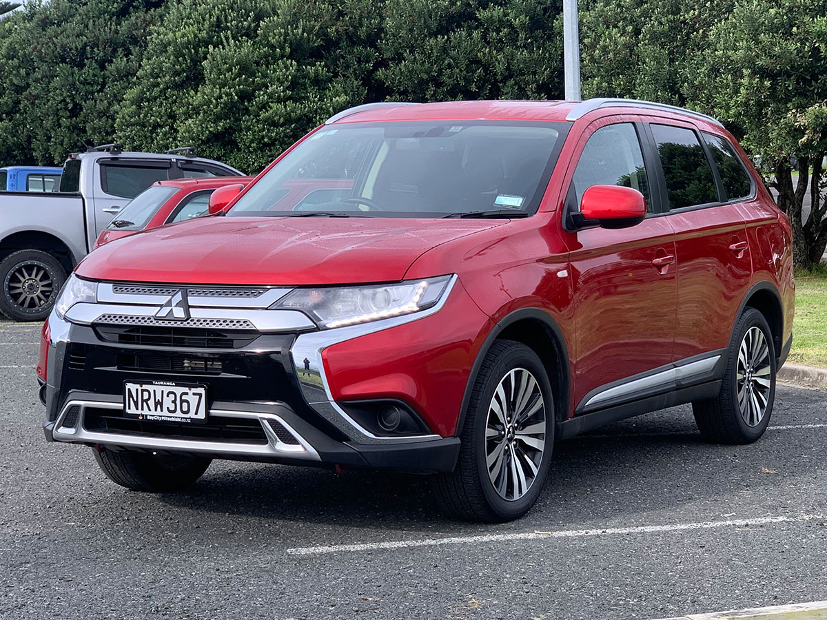 2021 Mitsubishi Outlander LS 2.4L Petrol 7 Seater Automatic
