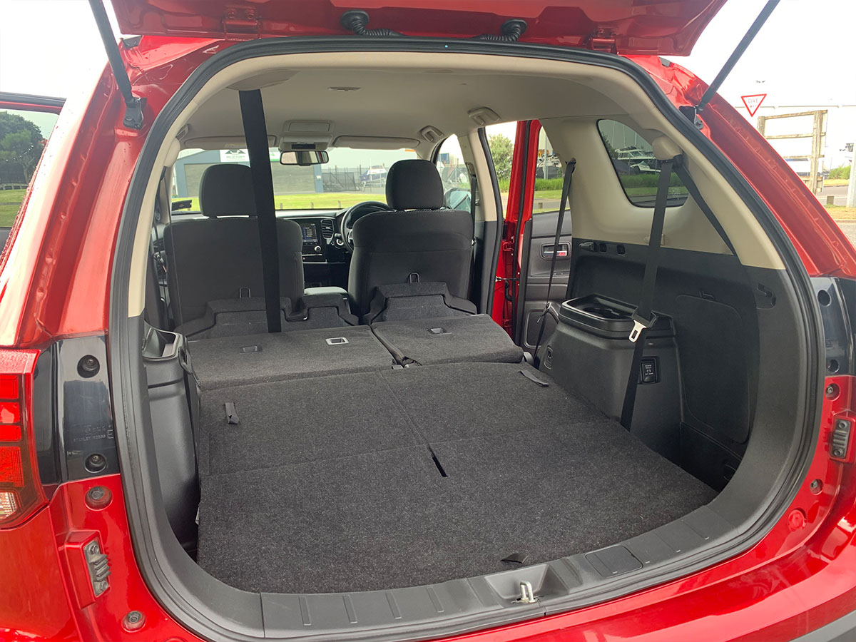 2021 Mitsubishi Outlander LS 2.4L Petrol 7 Seater Automatic