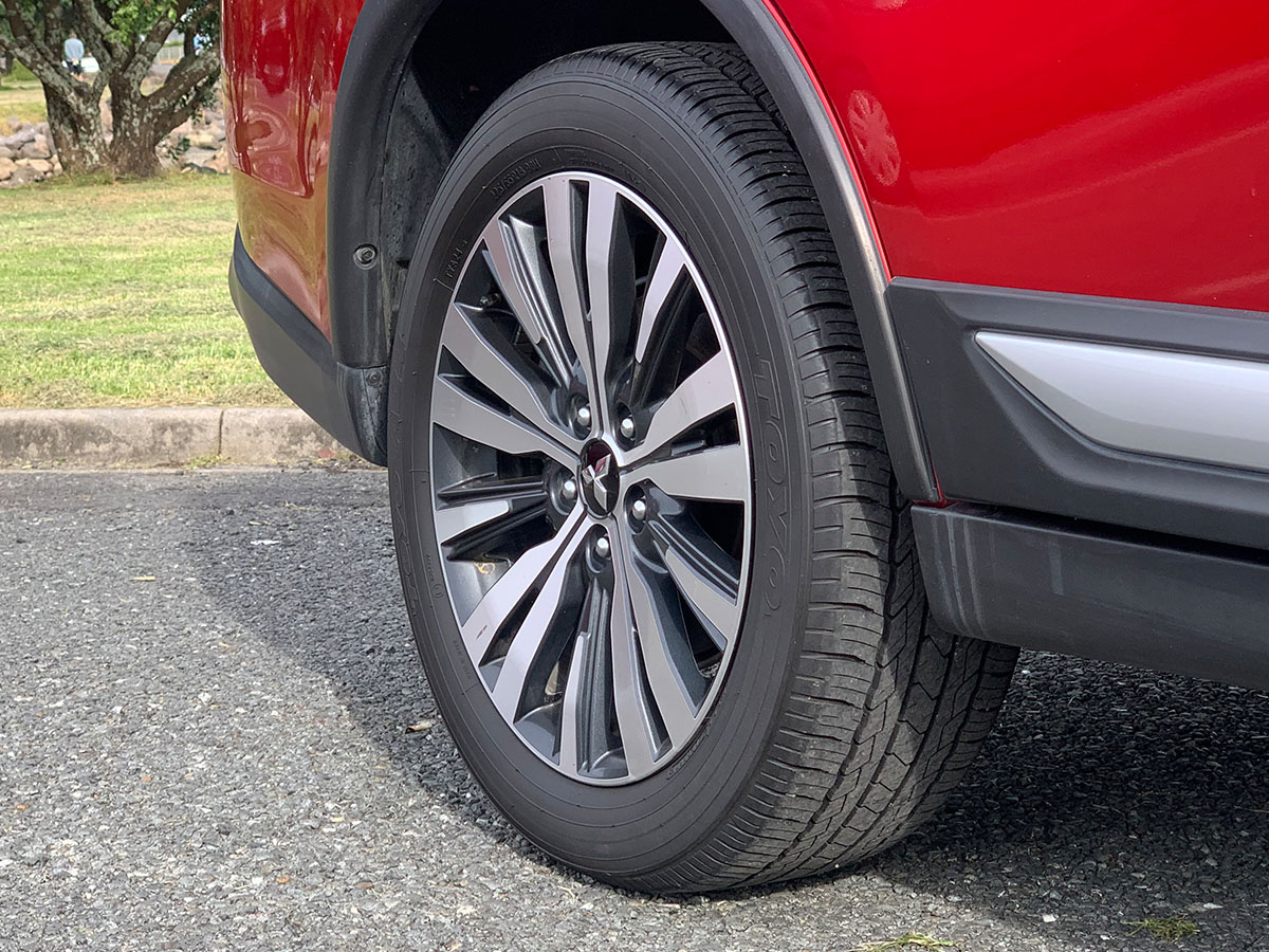 2021 Mitsubishi Outlander LS 2.4L Petrol 7 Seater Automatic