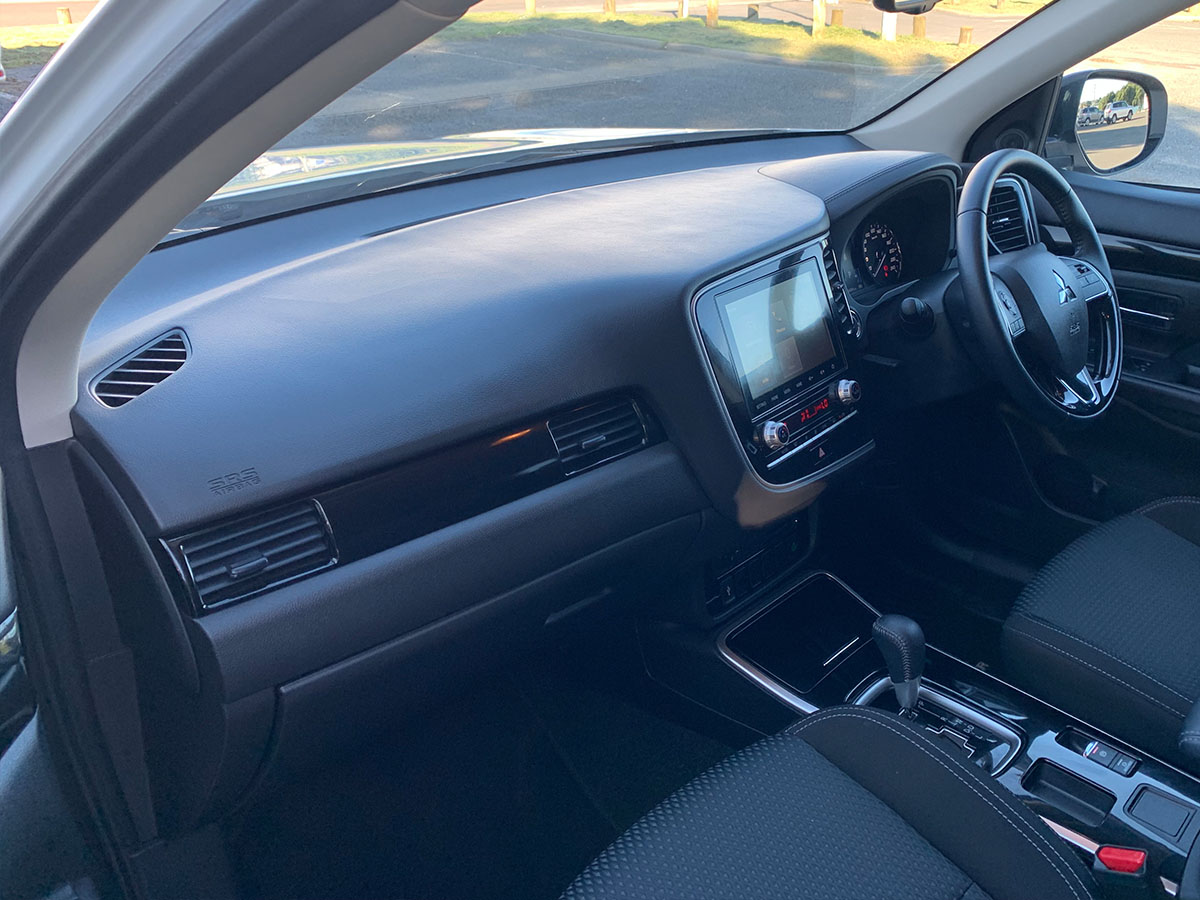 2021 Mitsubishi Outlander LS 2.4L Petrol 7 Seater Automatic