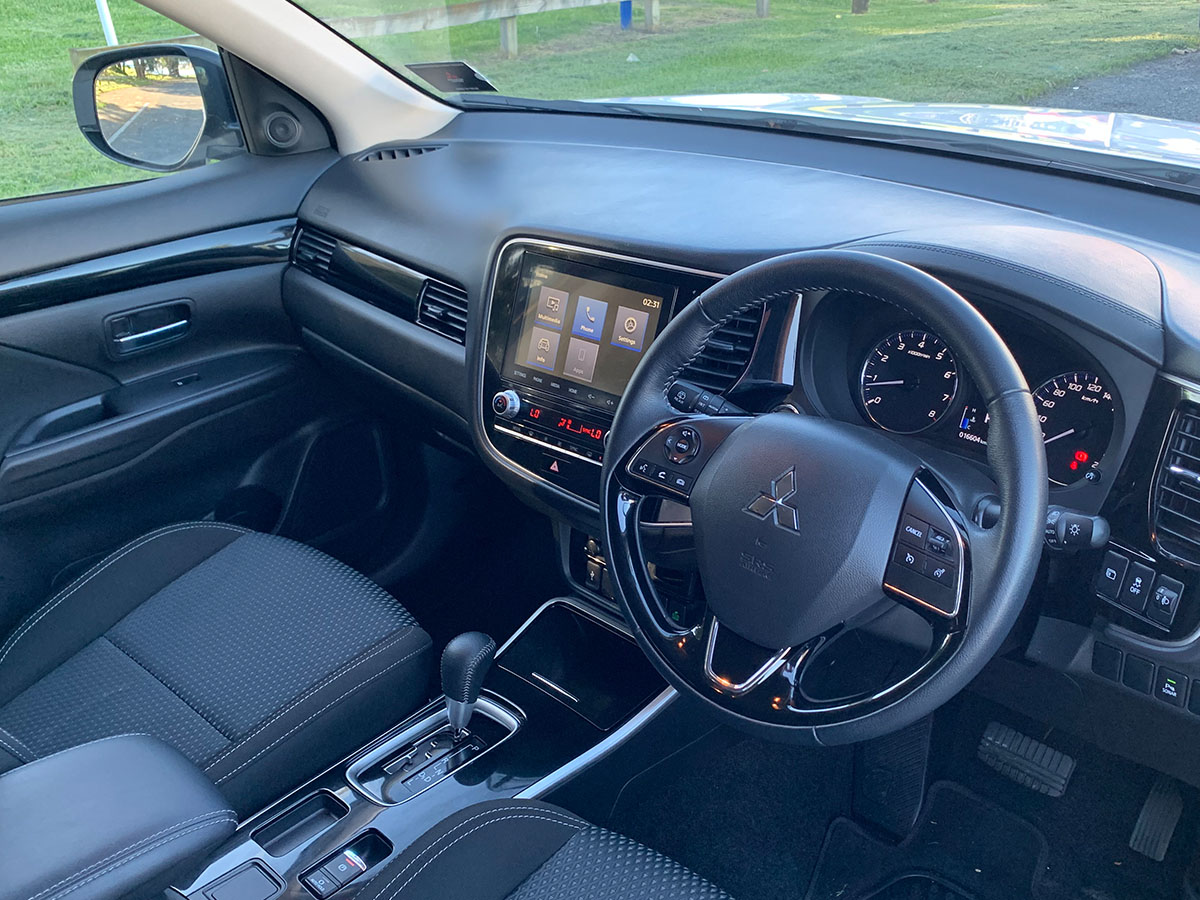 2021 Mitsubishi Outlander LS 2.4L Petrol 7 Seater Automatic