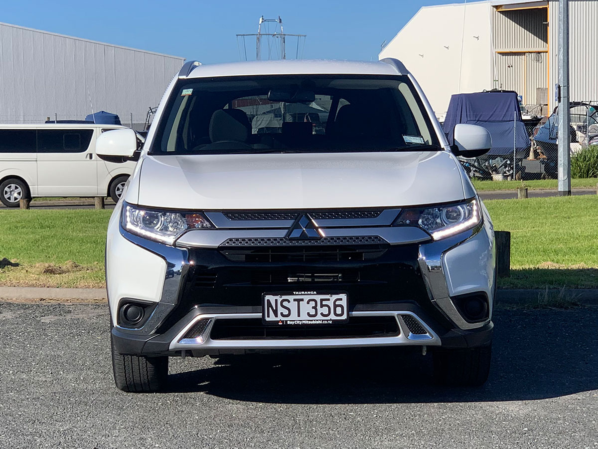 2021 Mitsubishi Outlander LS 2.4L Petrol 7 Seater Automatic