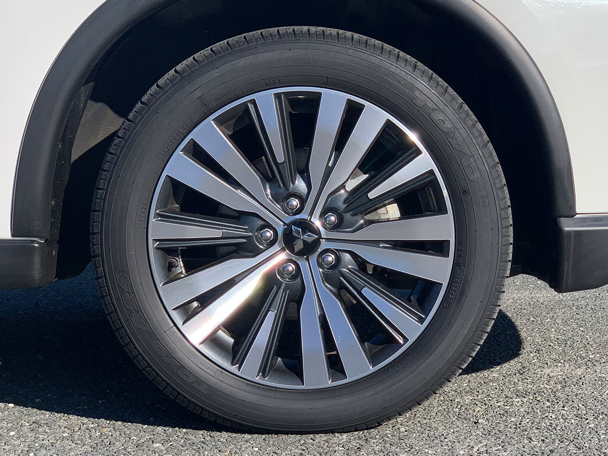 2021 Mitsubishi Outlander LS 2.4L Petrol 7 Seater Automatic