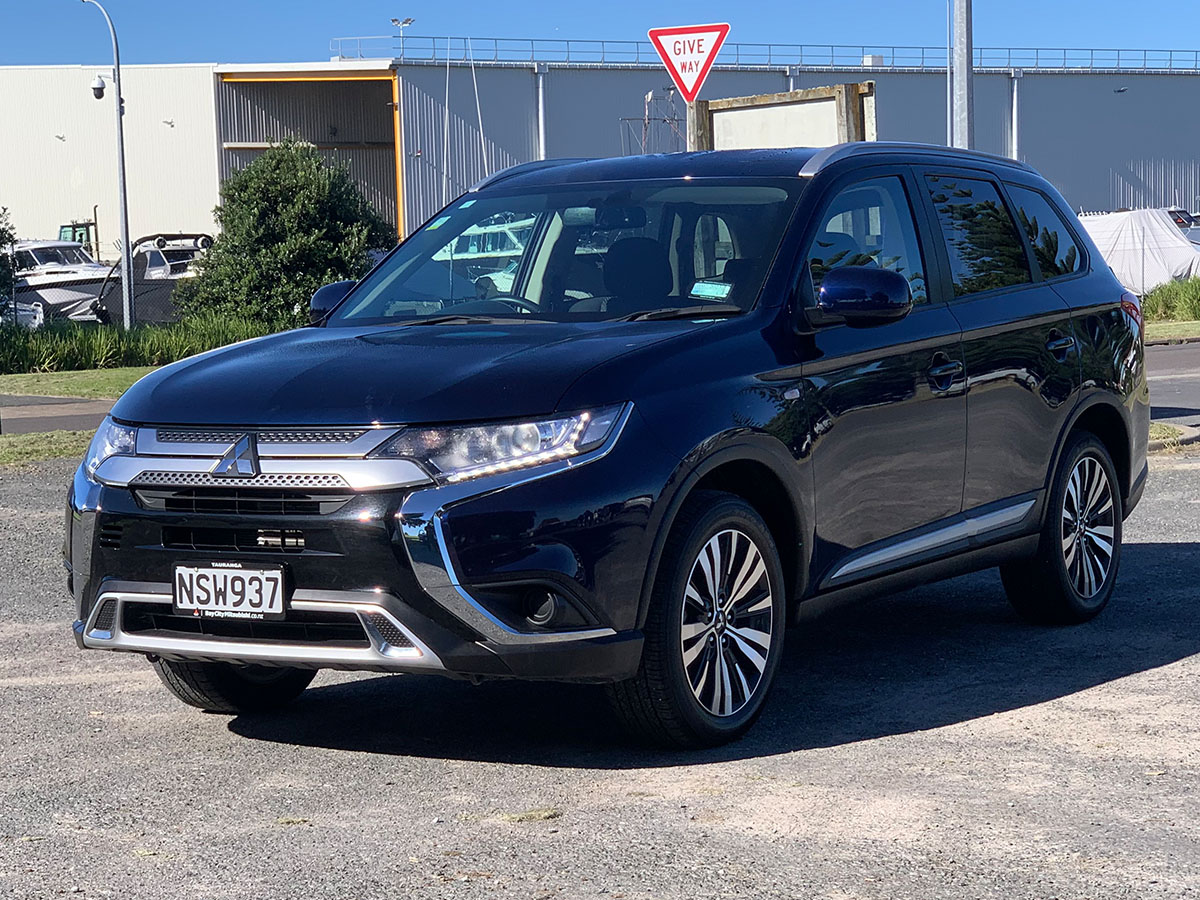 2021 Mitsubishi Outlander LS 2.4L Petrol 7 Seater Automatic