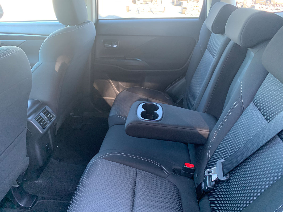 2021 Mitsubishi Outlander LS 2.4L Petrol 7 Seater Automatic