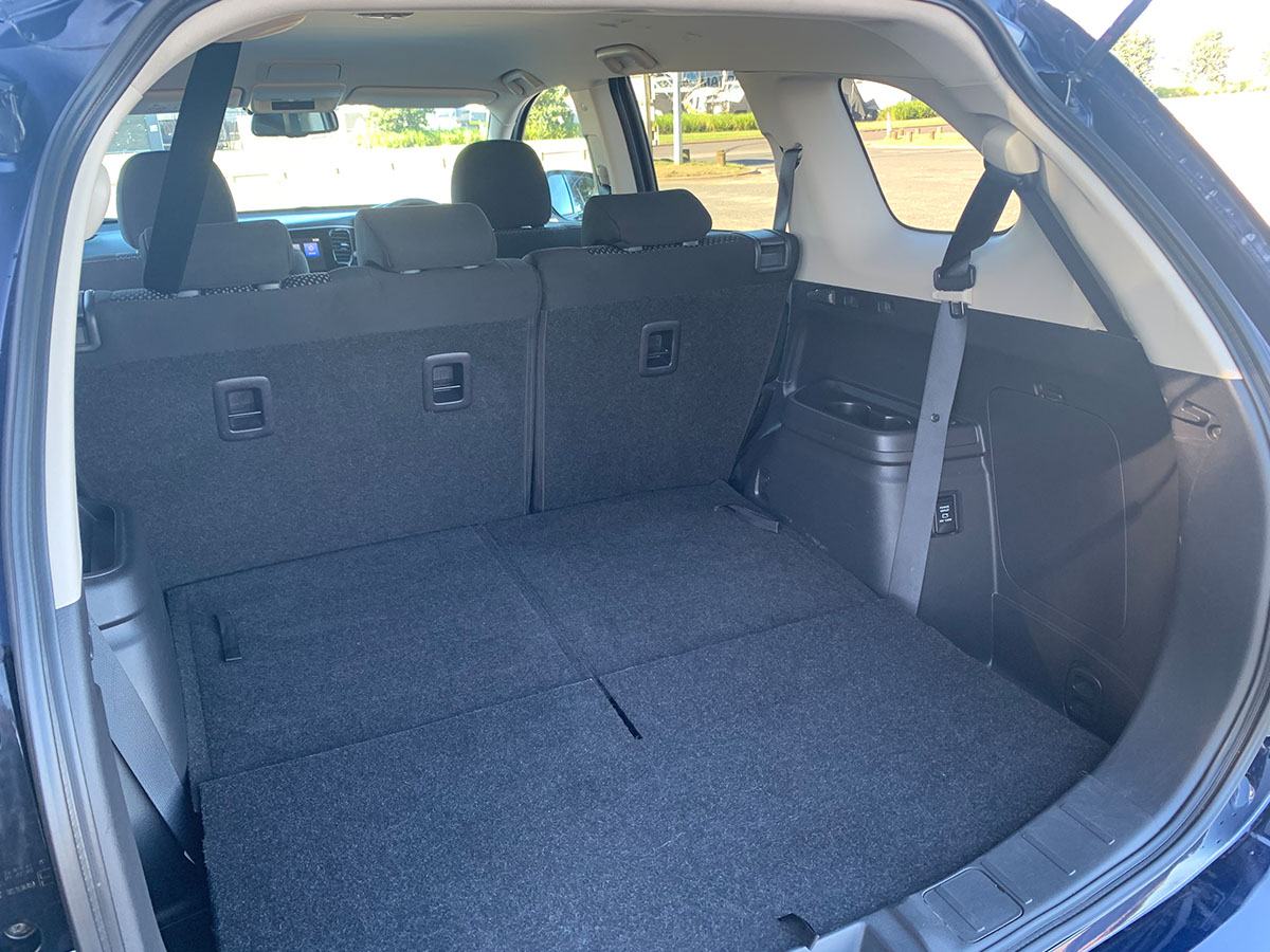 2021 Mitsubishi Outlander LS 2.4L Petrol 7 Seater Automatic