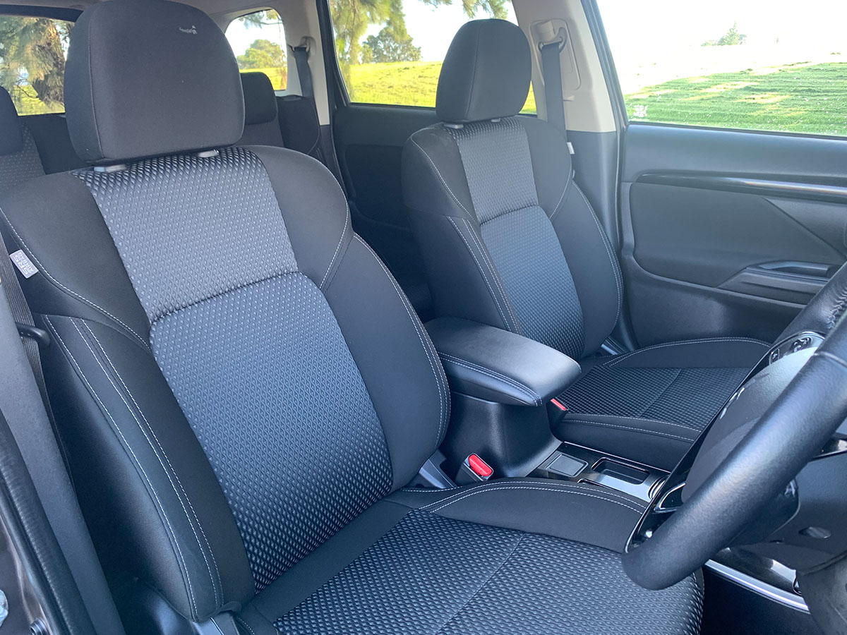 2021 Mitsubishi Outlander LS 2.4L Petrol 7 Seater Automatic