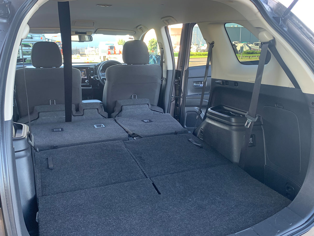 2021 Mitsubishi Outlander LS 2.4L Petrol 7 Seater Automatic